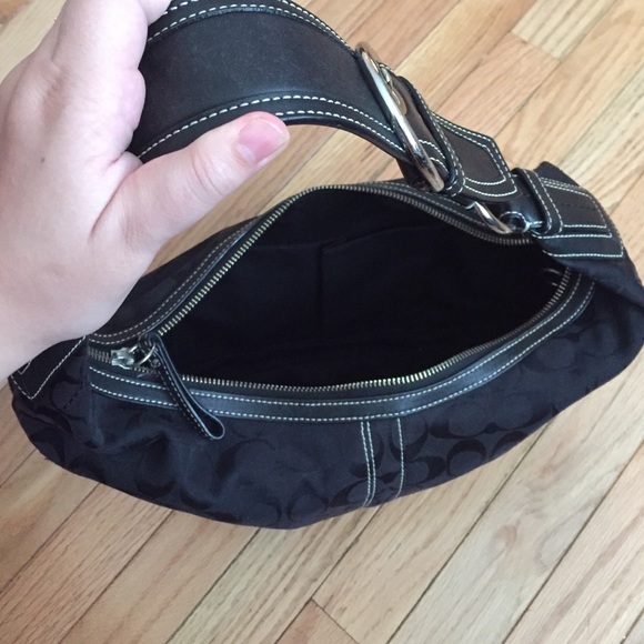 Coach purse - Picture 2 of 2