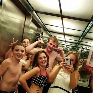 Meet your Posher, Kennison