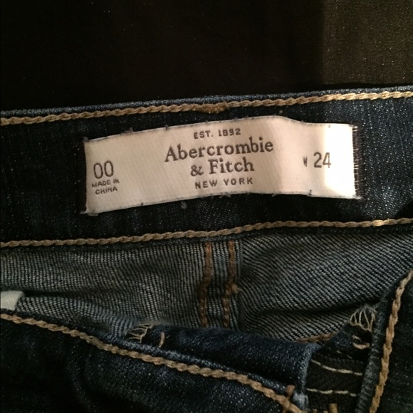 Abercrombie & Fitch Shorts - Picture 2 of 3