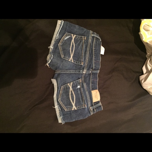 Abercrombie & Fitch Shorts - Picture 3 of 3