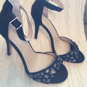 NEW Torrid 10W Heels