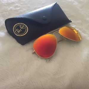 Ray Ban Mirrored Aviators