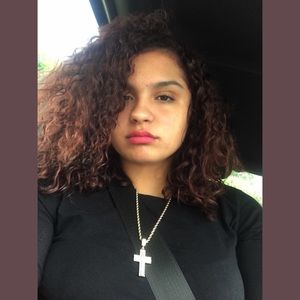 Meet your Posher, Samie