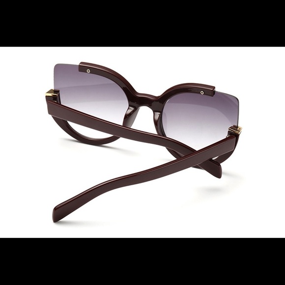 Oversized Cateye Sunglasses - Picture 3 of 6