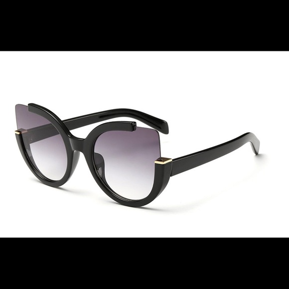 Oversized Cateye Sunglasses - Picture 4 of 6
