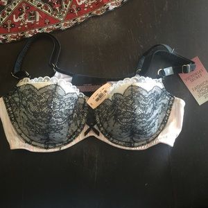 Victoria secret bra