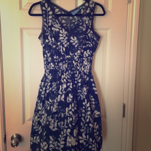 SimplyVera Vera Wang dress
