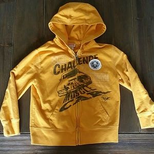 Boys hoodie Size 6/7