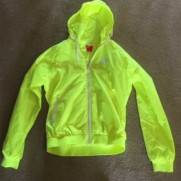 Nike windbreaker