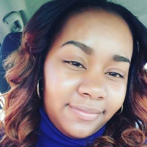 Meet your Posher, Shanet