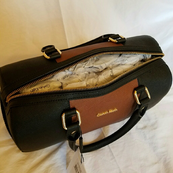 Calvin Klein Authentic Satchel Purse w/DustBag NWT - Picture 3 of 4