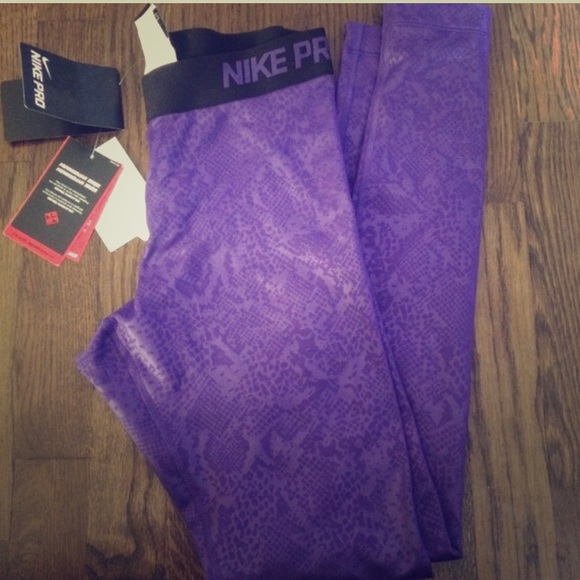 Nike leggings