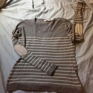 Long sleeve stripped top
