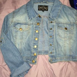 crop top jean jacket!