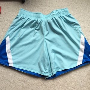 Nike reversible short
