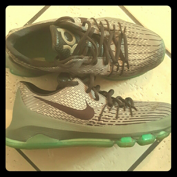 Black, grey and green KDs
