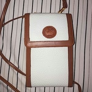 Crossbody card and cellphone