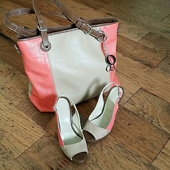 BAG - Picture 2 of 3