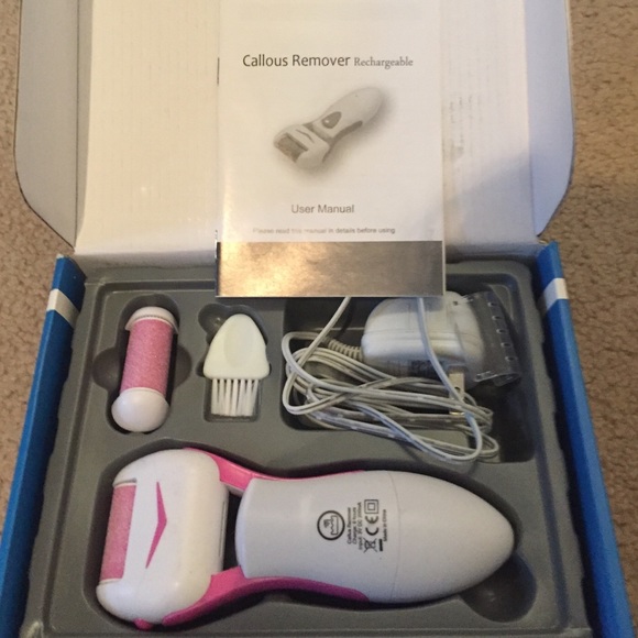 Rechargeable Callous Remover - Picture 2 of 3