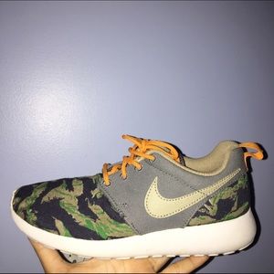 "Tiger Camo" Roshe Runs
