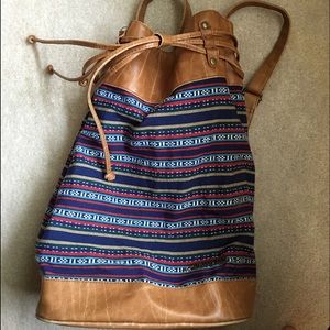 Volcom drawstring bucket/hobo bag with straps✨