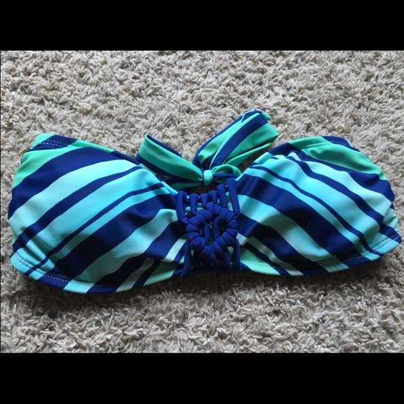 Bikini - Picture 2 of 4