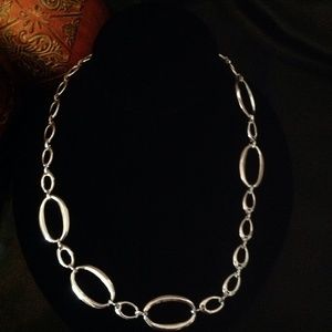 Fashion silver tone necklace.