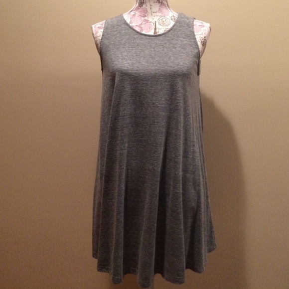 ✨BRANDY MELVILLE BABYDOLL TANK DRESS✨ - Picture 4 of 4