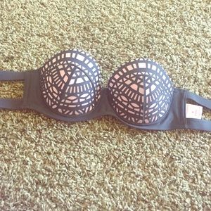 Never worn brand new super cute