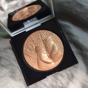Sonia Kashuk Skin Glow (Golden Gloves)