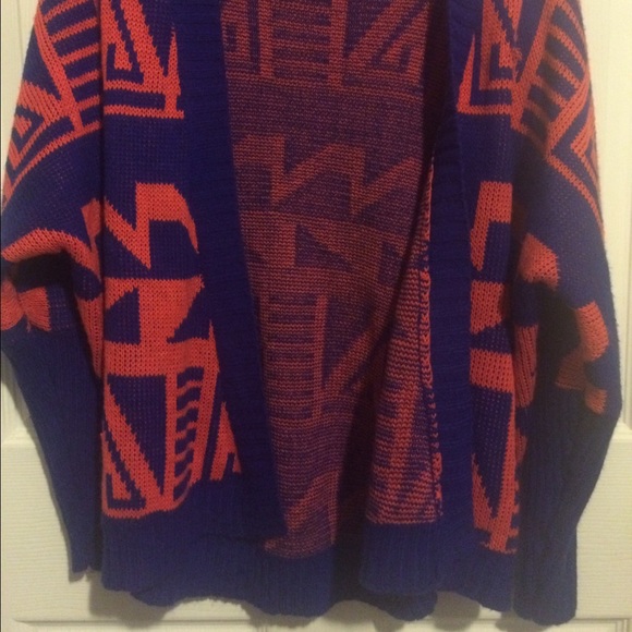 cardigan - Picture 3 of 4