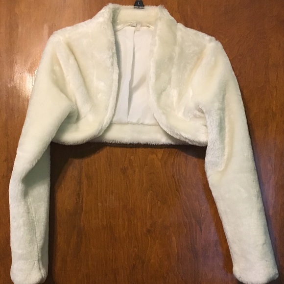 Faux Fur Cropped Jacket