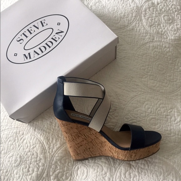 Steve Madden "Eddna" wedges