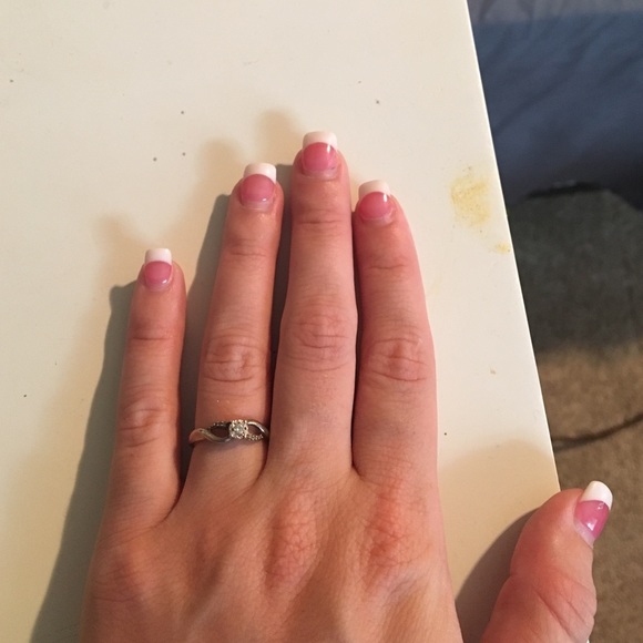 Promise ring - Picture 2 of 4