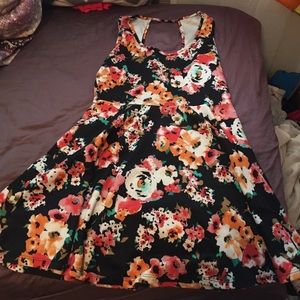 Floral Print Summer Dress With Open Back