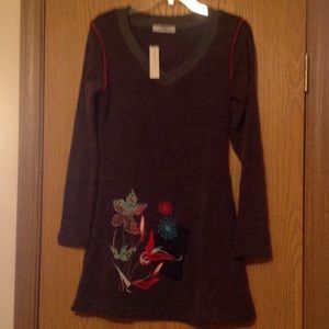 NWT unique appliqués dress