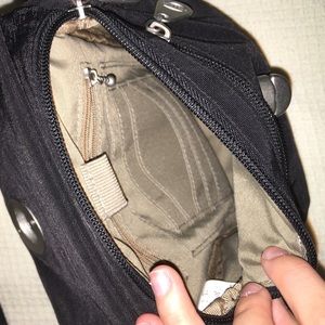 Baggallini Bags - baggallini Crossbody Bag Baggallini Bags - baggallini Crossbody Bag