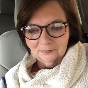 Meet your Posher, Daneeta