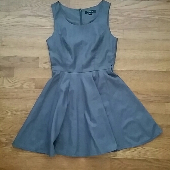 Dress - Picture 1 of 1