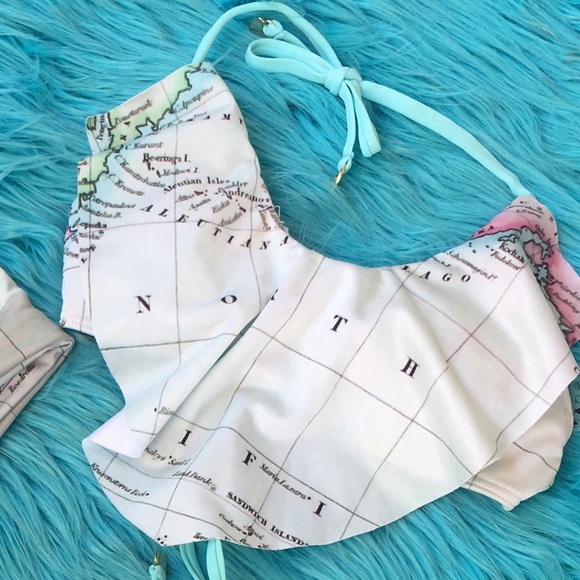 Wildfox Tops - WILDFOX MAP SZ SMALL FLOWY TOP SWIM TOP