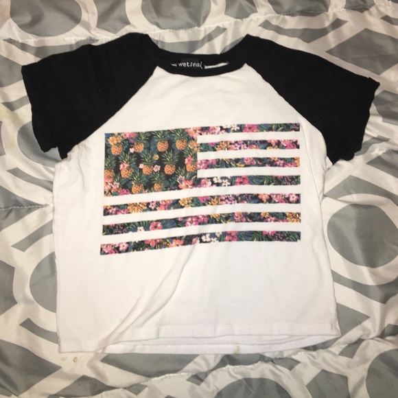 SOLD Wet seal top!