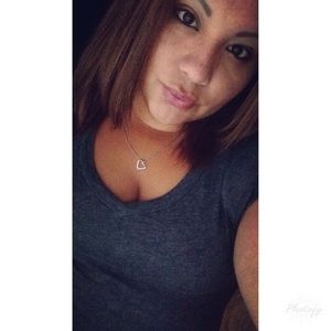 Meet your Posher, Karol