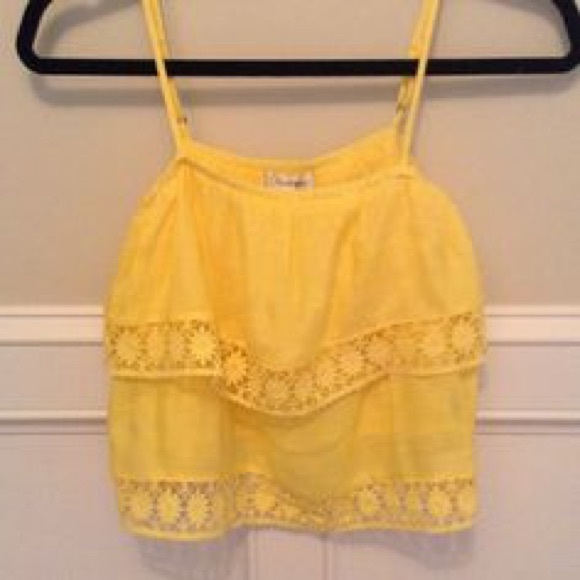 Olsenboye Yellow Floral Crop Top