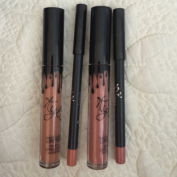 Kylie Jenner Lip Kit in Exposed and Candy K