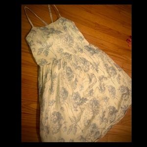 GAP Kids Delicate Vintage Floral Dress Sz Medium