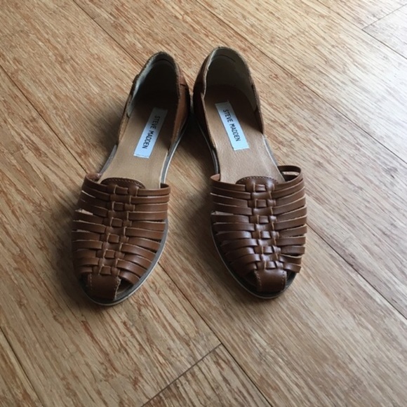 NWOT Steve Madden huaraches