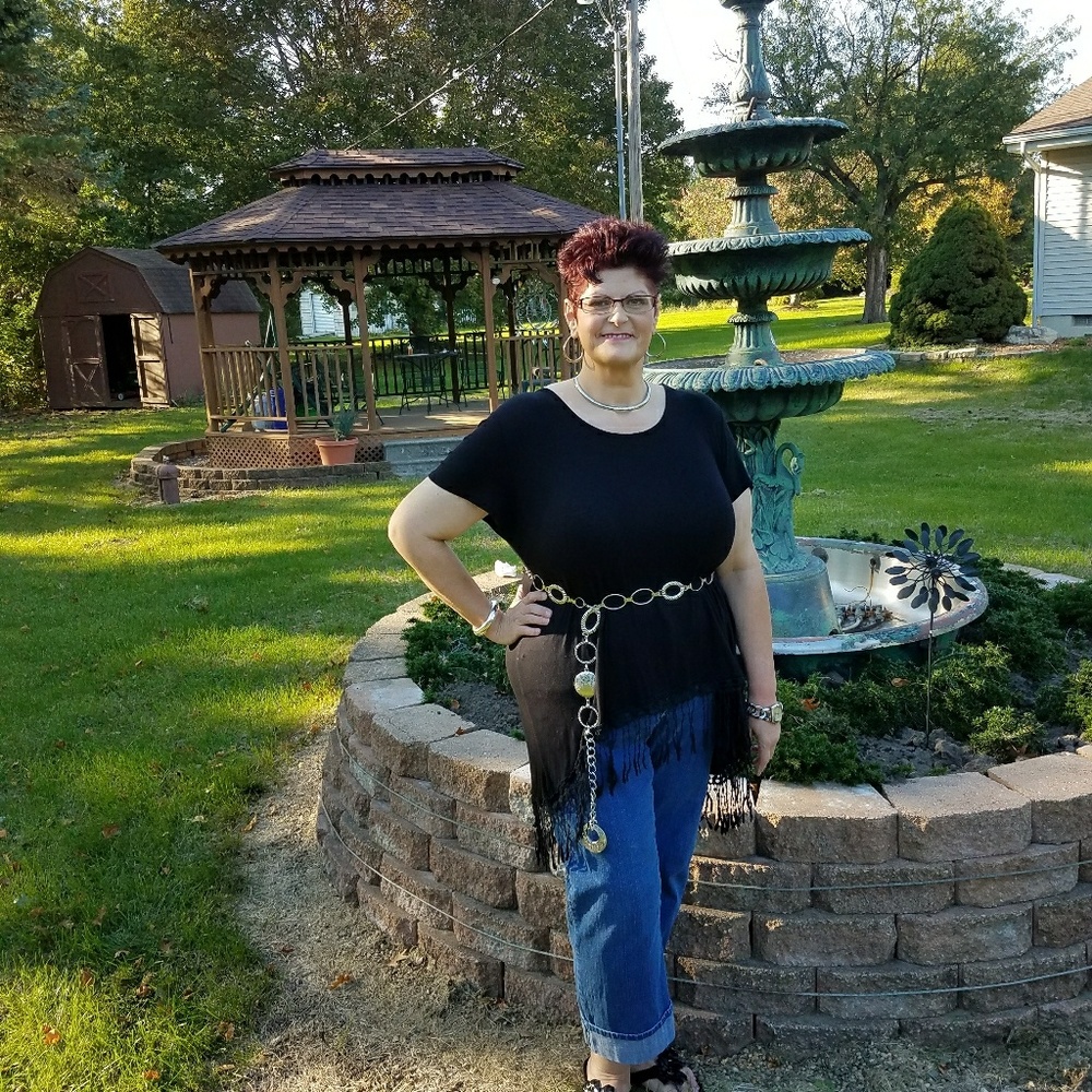 Meet your Posher, Stacy