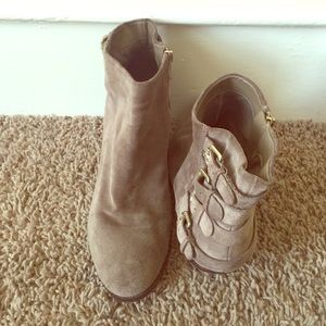 Sam Edelman Lucca suede booties