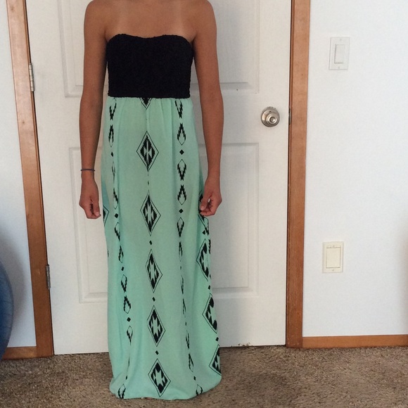 Nobo Mint Green Maxi