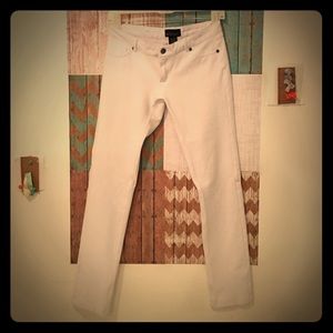 White Jegging pants